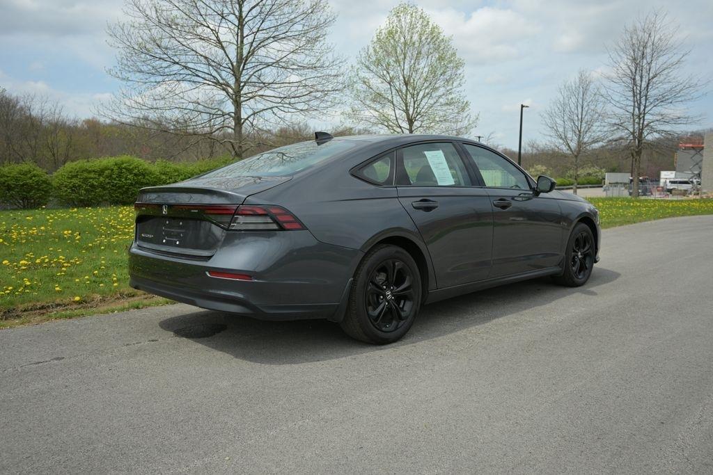 Honda Accord Sedan SE CVT 2025