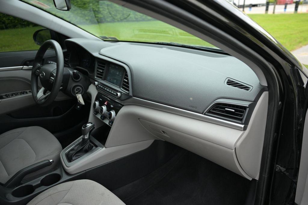 Hyundai Elantra SEL Auto 2019