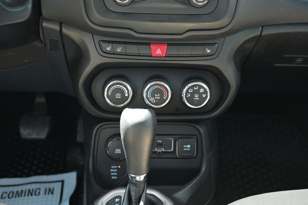 Jeep Renegade 4WD 4dr 75th Anniversary 2016