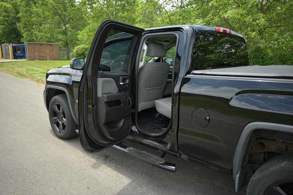 GMC Sierra 1500 4WD Double Cab 143.5" 2017