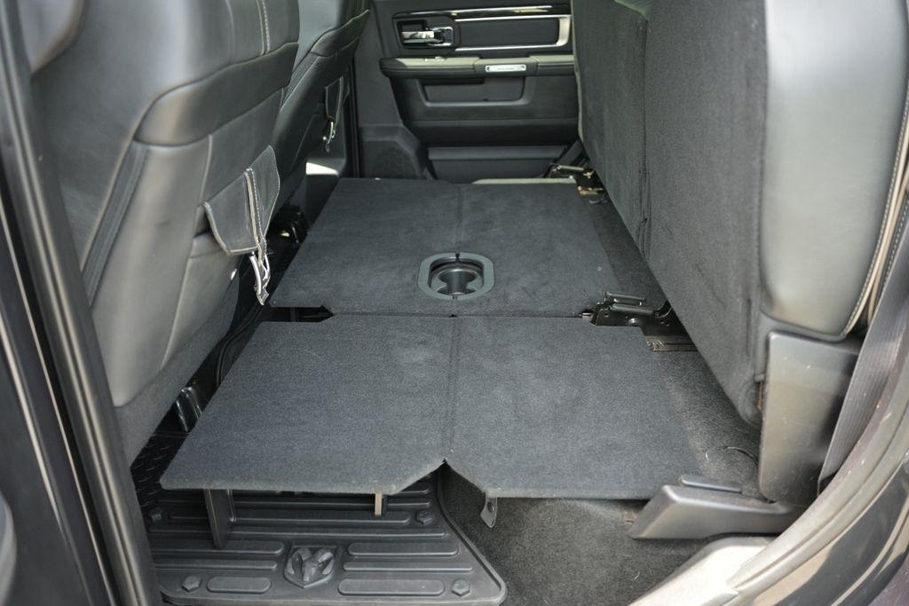 RAM 2500 4WD Crew Cab 149" Longhorn Limited 2016