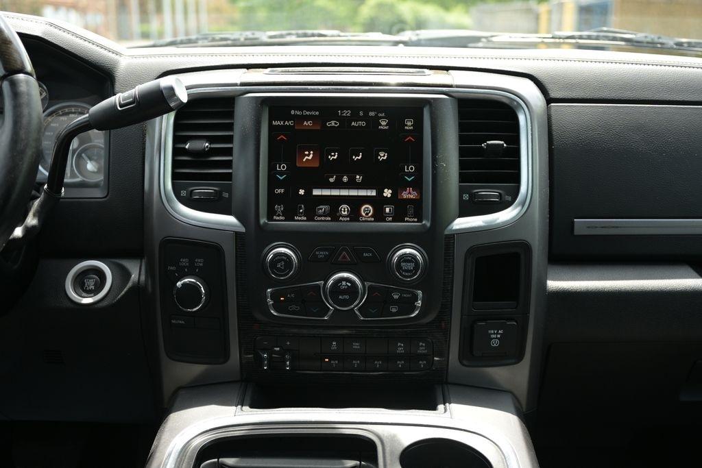 RAM 2500 4WD Crew Cab 149" Longhorn Limited 2016