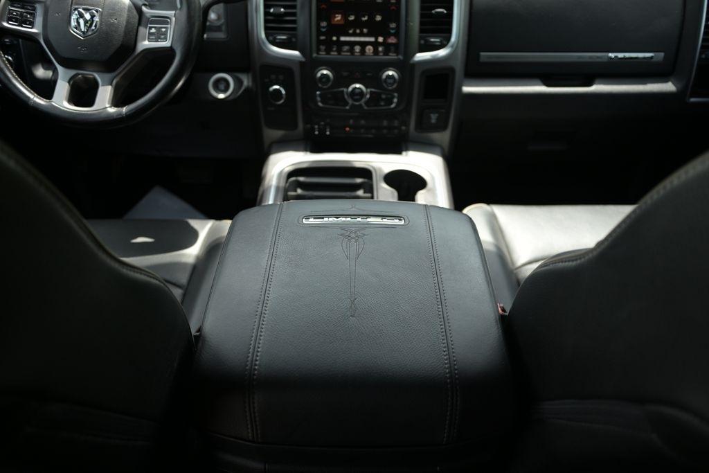 RAM 2500 4WD Crew Cab 149" Longhorn Limited 2016