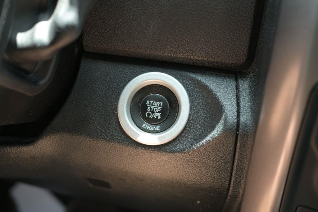 RAM 2500 4WD Crew Cab 149" Longhorn Limited 2016