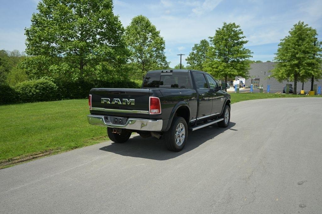 RAM 2500 4WD Crew Cab 149" Longhorn Limited 2016