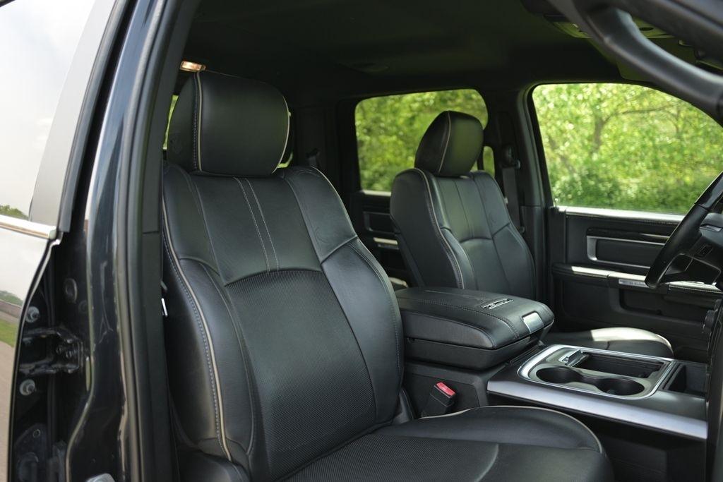 RAM 2500 4WD Crew Cab 149" Longhorn Limited 2016