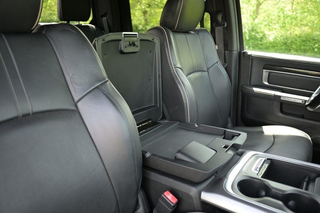 RAM 2500 4WD Crew Cab 149" Longhorn Limited 2016