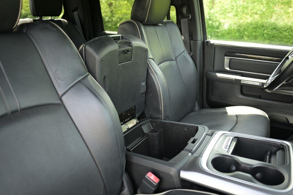 RAM 2500 4WD Crew Cab 149" Longhorn Limited 2016