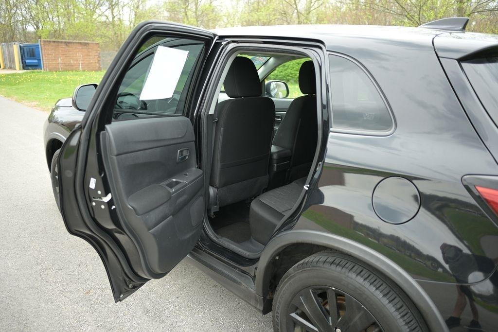 Mitsubishi Outlander Sport ES 2.0 AWC CVT 2021