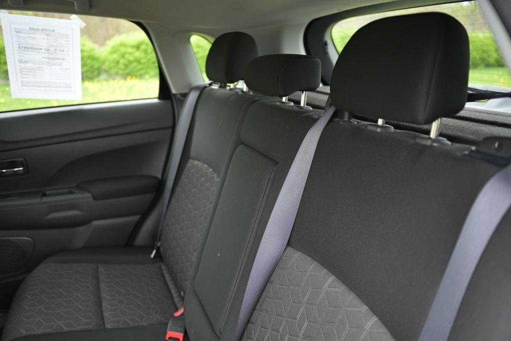 Mitsubishi Outlander Sport ES 2.0 AWC CVT 2021