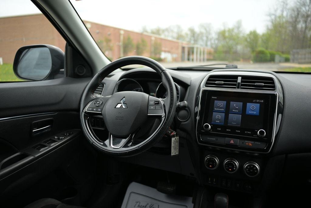 Mitsubishi Outlander Sport ES 2.0 AWC CVT 2021