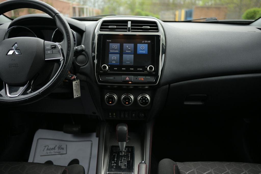 Mitsubishi Outlander Sport ES 2.0 AWC CVT 2021