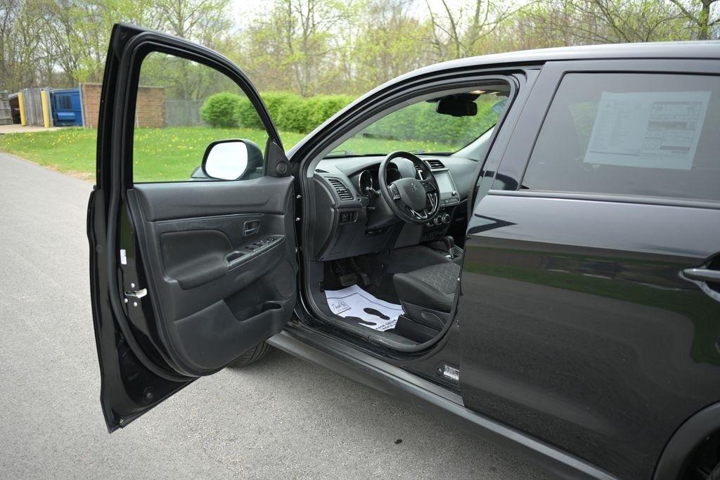 Mitsubishi Outlander Sport ES 2.0 AWC CVT 2021