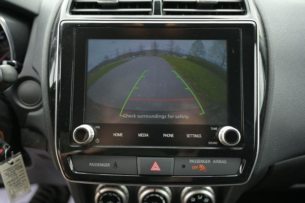 Mitsubishi Outlander Sport ES 2.0 AWC CVT 2021