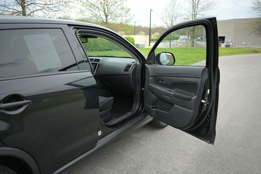 Mitsubishi Outlander Sport ES 2.0 AWC CVT 2021