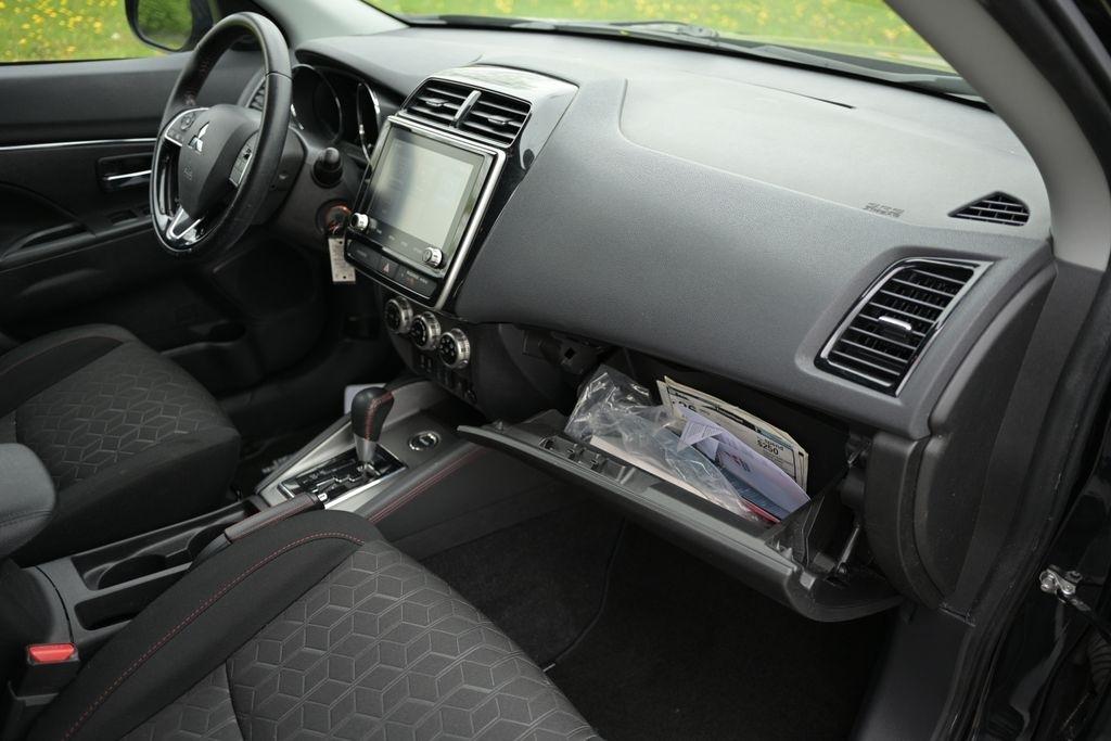 Mitsubishi Outlander Sport ES 2.0 AWC CVT 2021