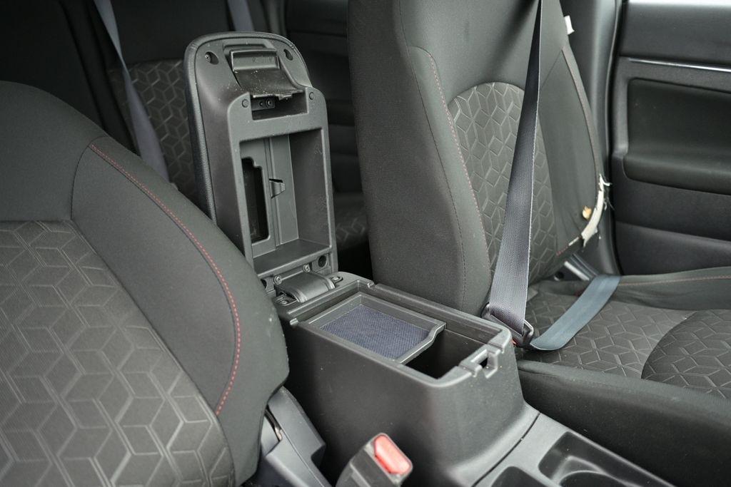 Mitsubishi Outlander Sport ES 2.0 AWC CVT 2021