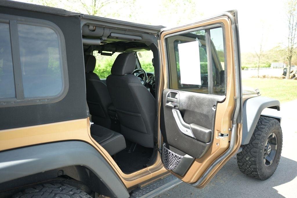 Jeep Wrangler Unlimited 4WD 4dr Rubicon 2015