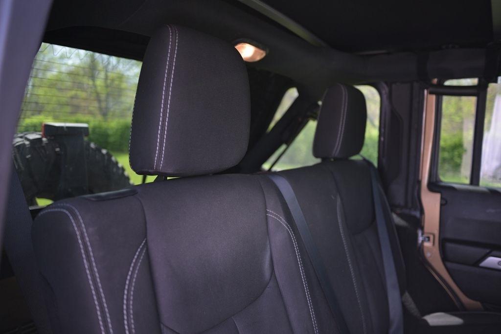 Jeep Wrangler Unlimited 4WD 4dr Rubicon 2015