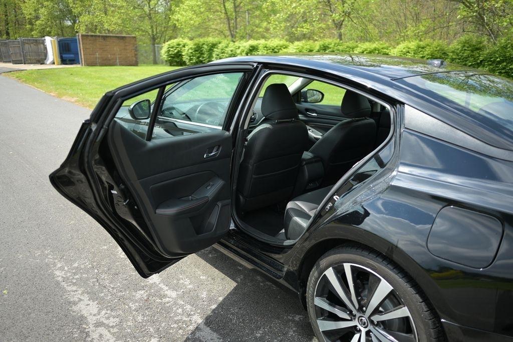 Nissan Altima 2.5 SR Sedan 2019