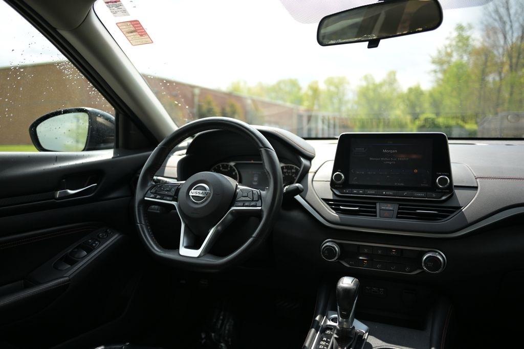Nissan Altima 2.5 SR Sedan 2019