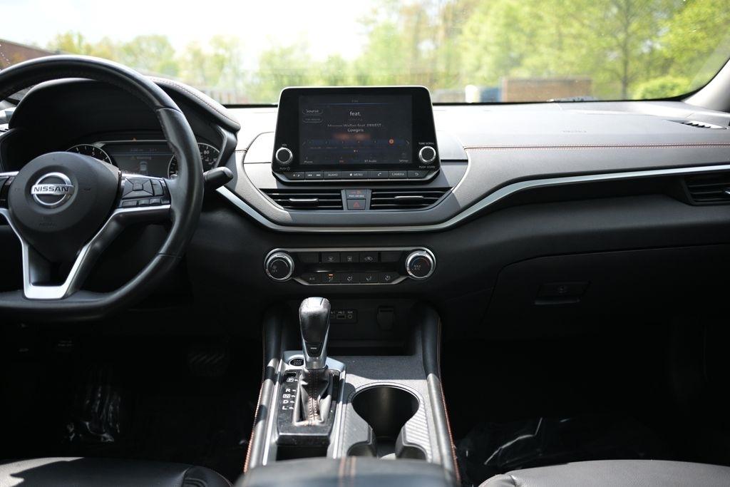 Nissan Altima 2.5 SR Sedan 2019