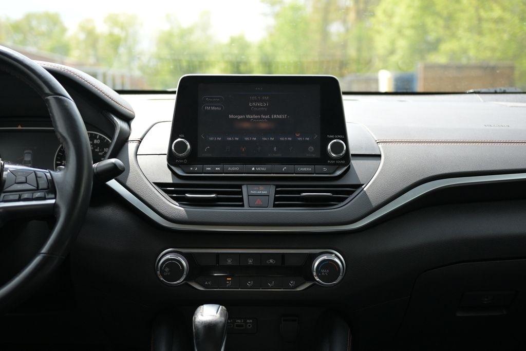 Nissan Altima 2.5 SR Sedan 2019