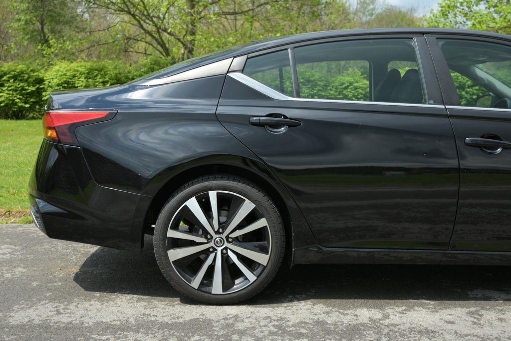Nissan Altima 2.5 SR Sedan 2019