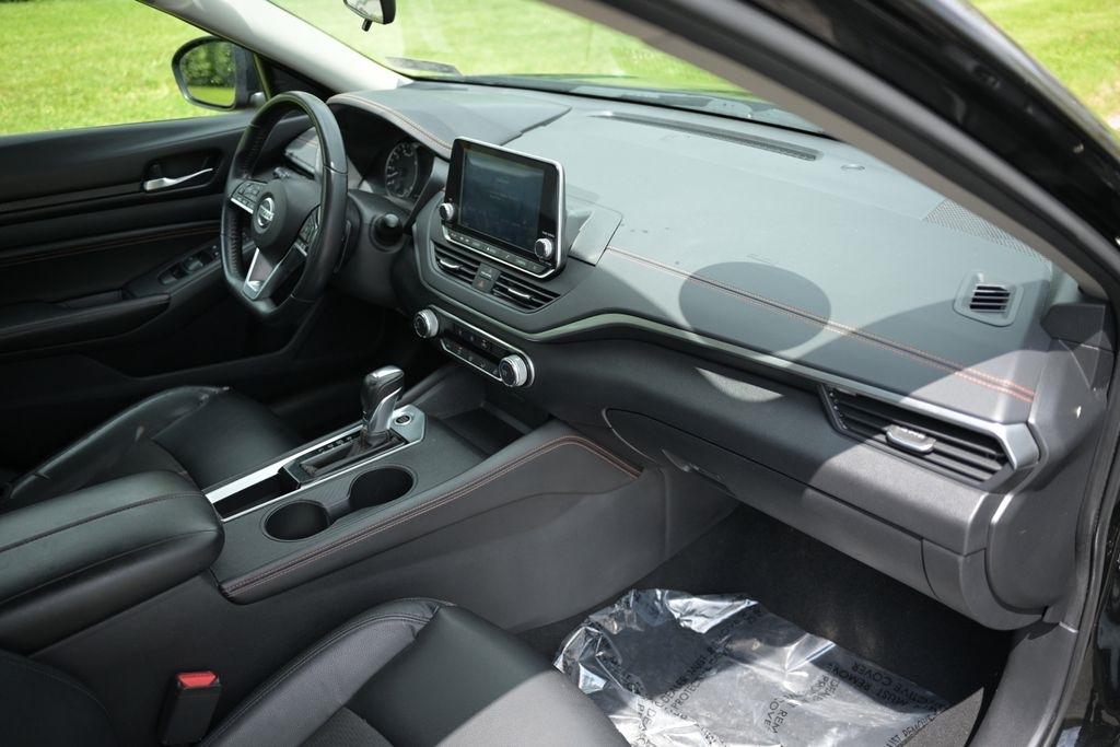 Nissan Altima 2.5 SR Sedan 2019