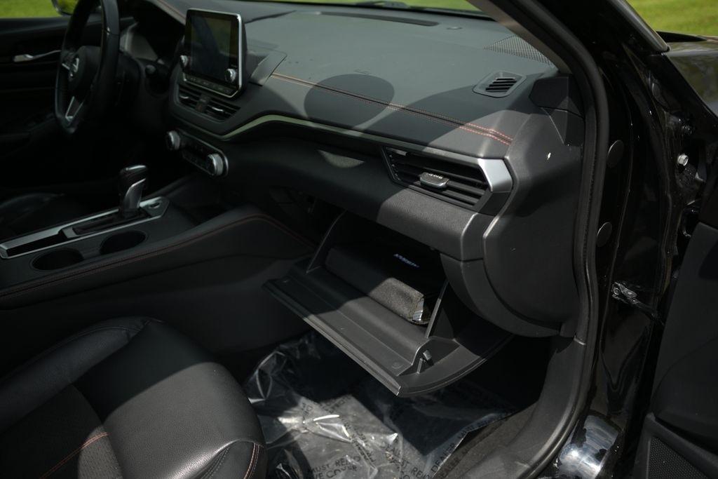 Nissan Altima 2.5 SR Sedan 2019