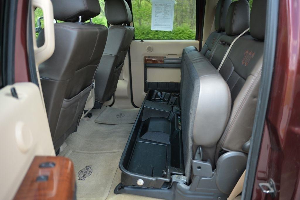 Ford Super Duty F-350 SRW 4WD Crew Cab 156" King Ranch 2016