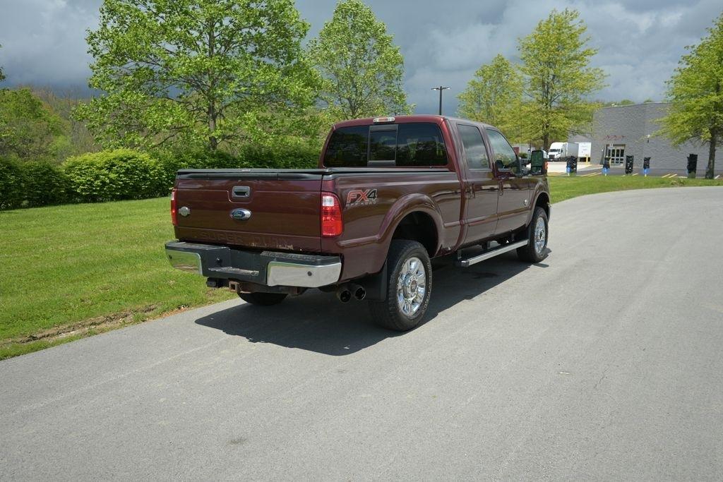 Ford Super Duty F-350 SRW 4WD Crew Cab 156" King Ranch 2016