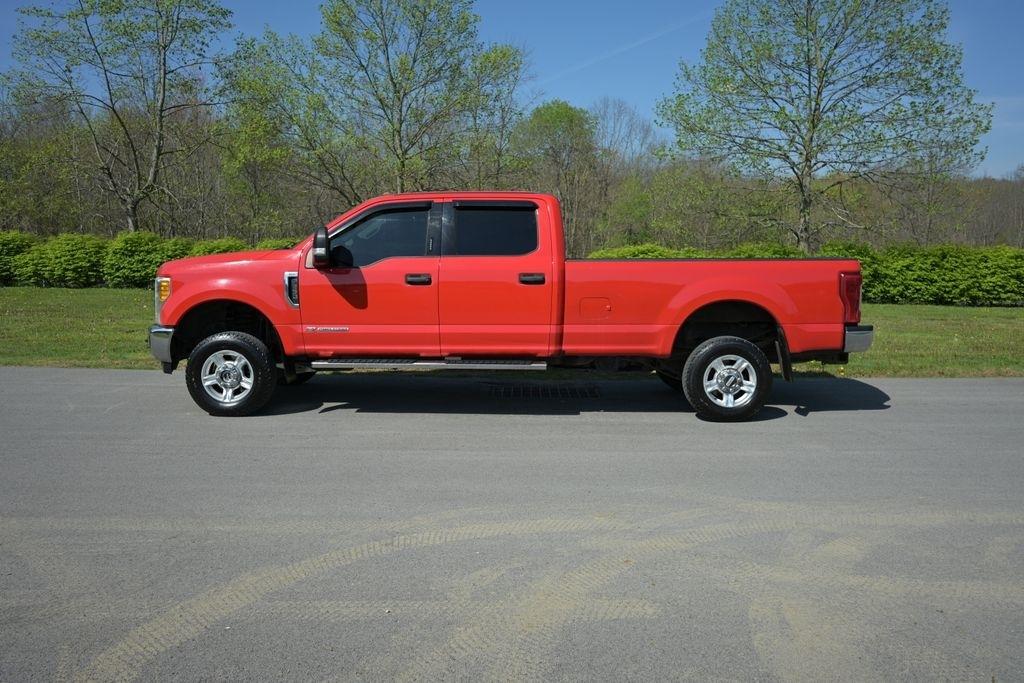 Ford Super Duty F-250 SRW King Ranch 4WD Crew Cab 8' Box 2017
