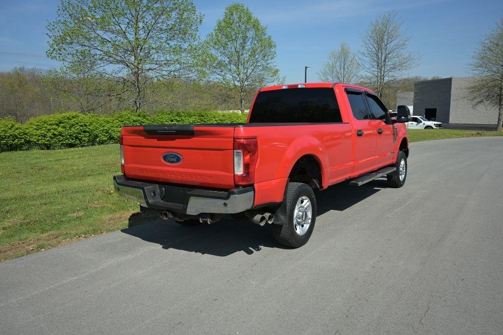 Ford Super Duty F-250 SRW King Ranch 4WD Crew Cab 8' Box 2017