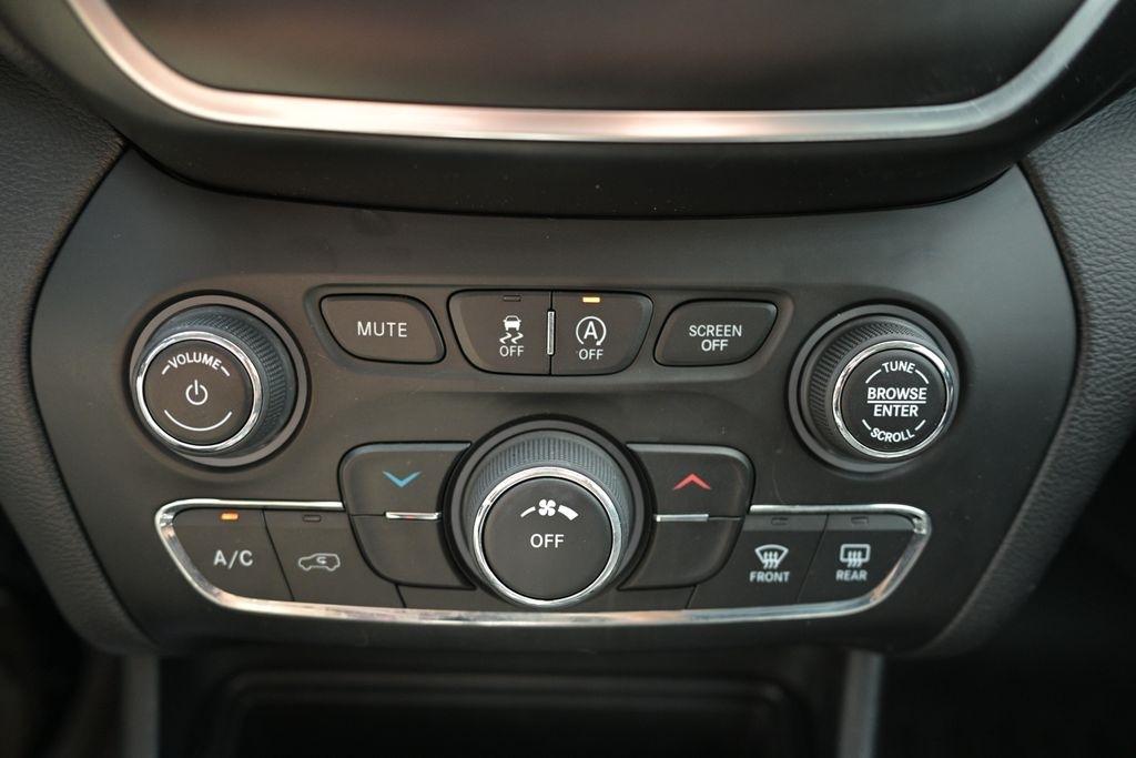 Jeep Cherokee Latitude Plus 4x4 2019