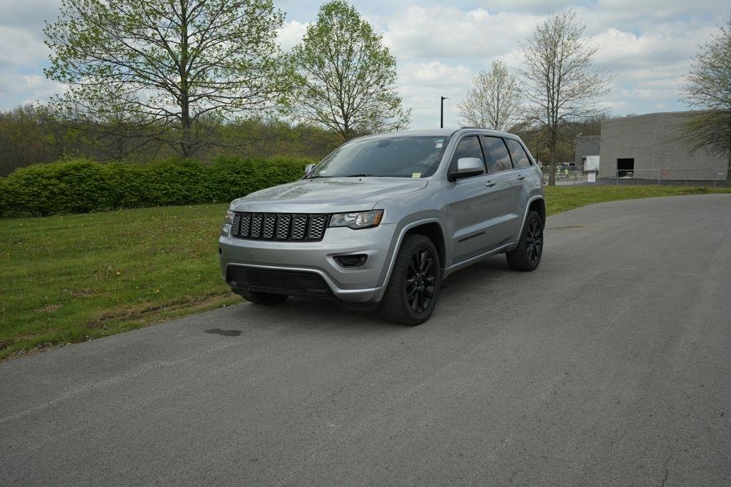 2018 Jeep Grand Cherokee Altitude 4x4 *Ltd Avail*
