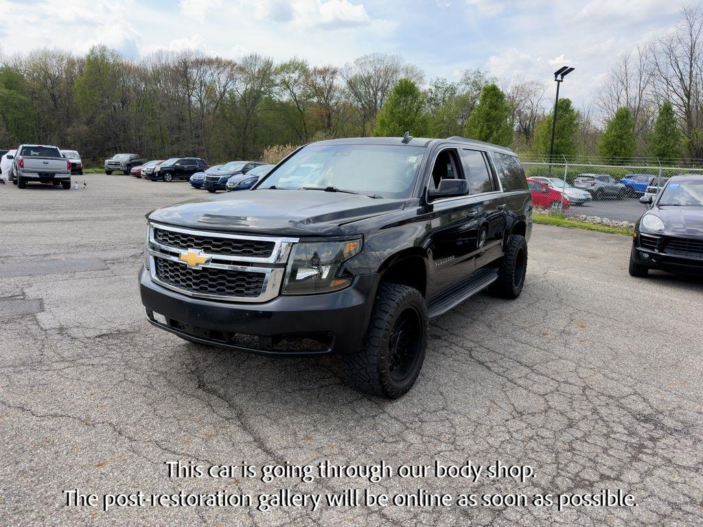 Chevrolet Suburban 4WD 4dr 1500 LT 2016