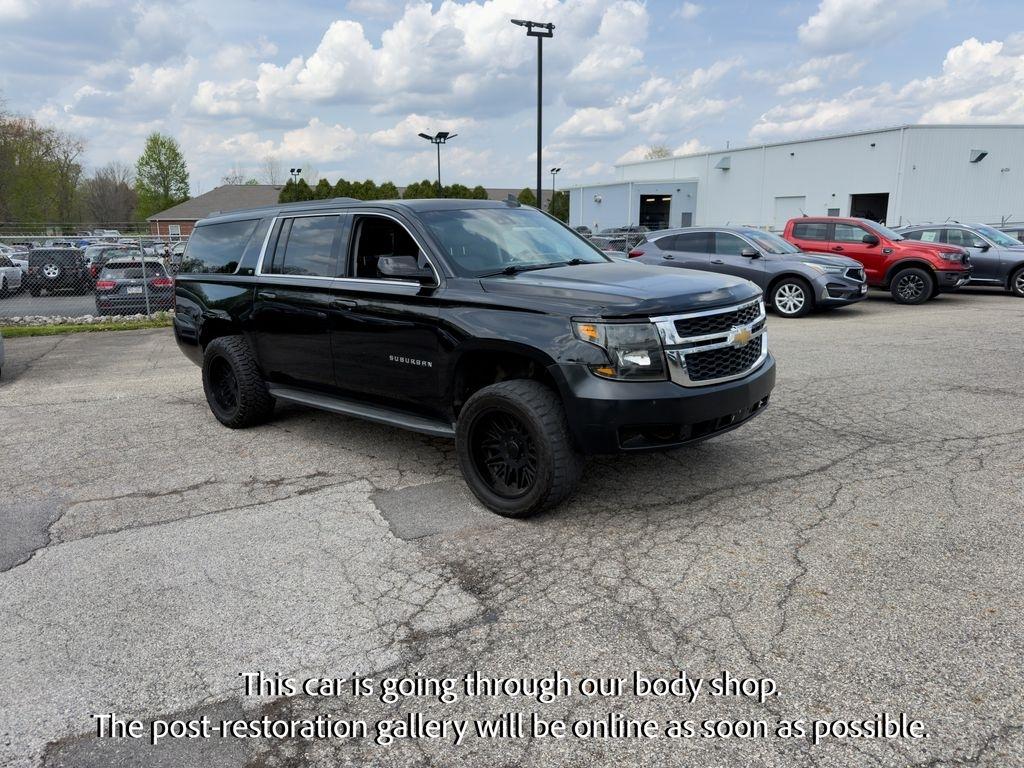 Chevrolet Suburban 4WD 4dr 1500 LT 2016