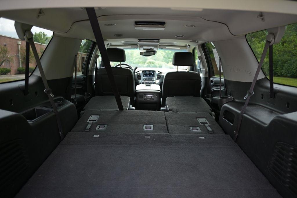 Chevrolet Suburban 4WD 4dr 1500 LT 2016