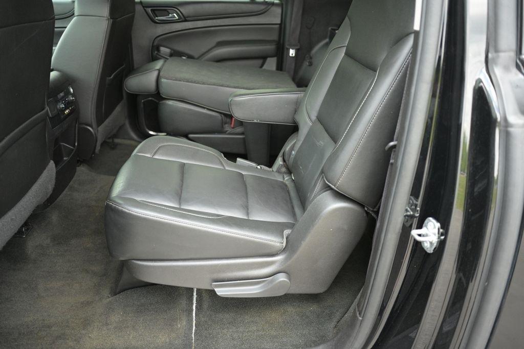 Chevrolet Suburban 4WD 4dr 1500 LT 2016