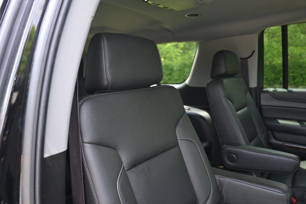 Chevrolet Suburban 4WD 4dr 1500 LT 2016