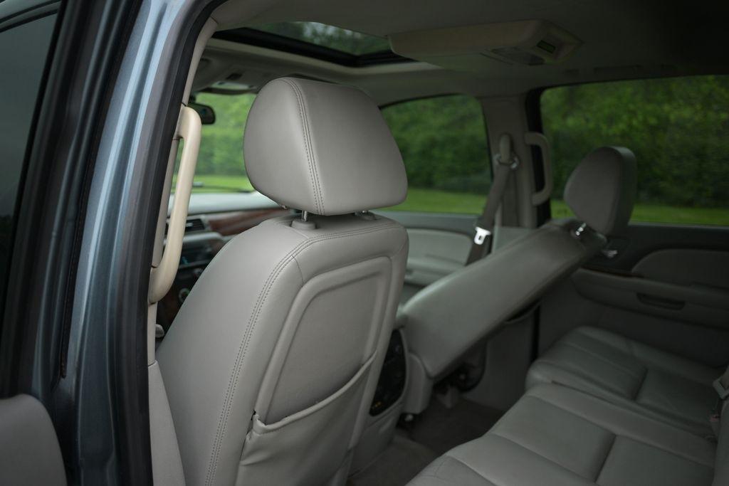 Chevrolet Avalanche 4WD Crew Cab 130" LTZ 2008
