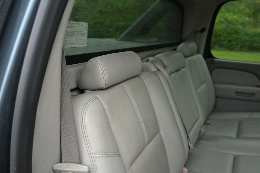 Chevrolet Avalanche 4WD Crew Cab 130" LTZ 2008