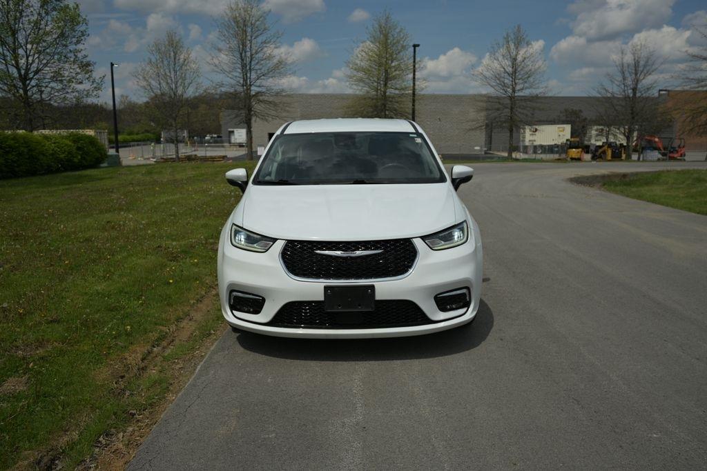 Chrysler Pacifica Touring L FWD 2023