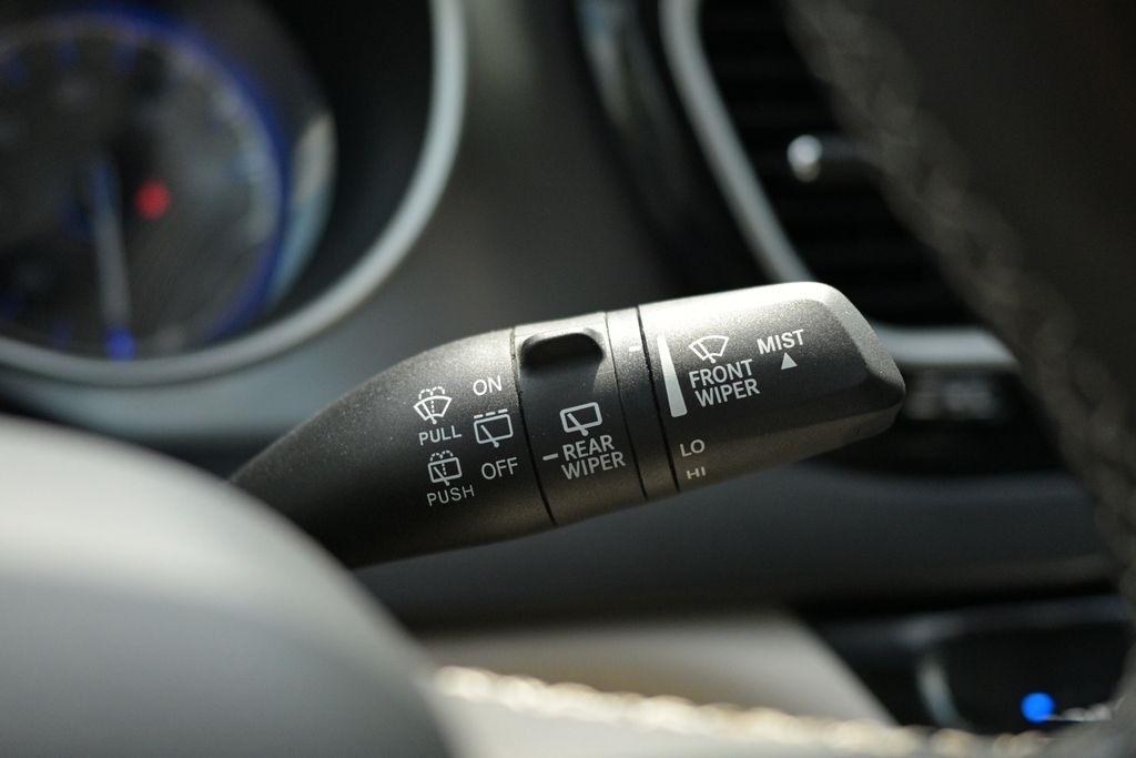 Chrysler Pacifica Touring L FWD 2023