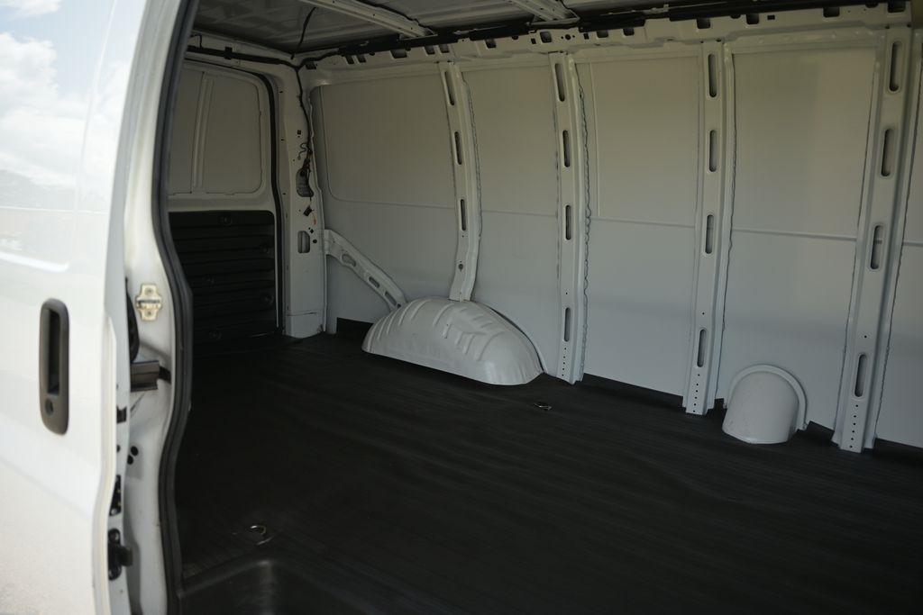GMC Savana Cargo Van RWD 2500 135" 2023