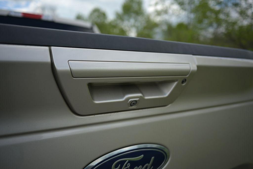 Ford F-150 XL 4WD SuperCrew 5.5' Box 2017
