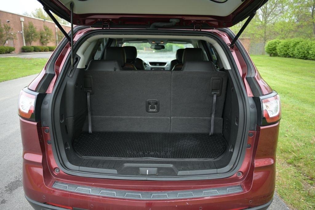 Chevrolet Traverse AWD 4dr LT w/2LT 2017