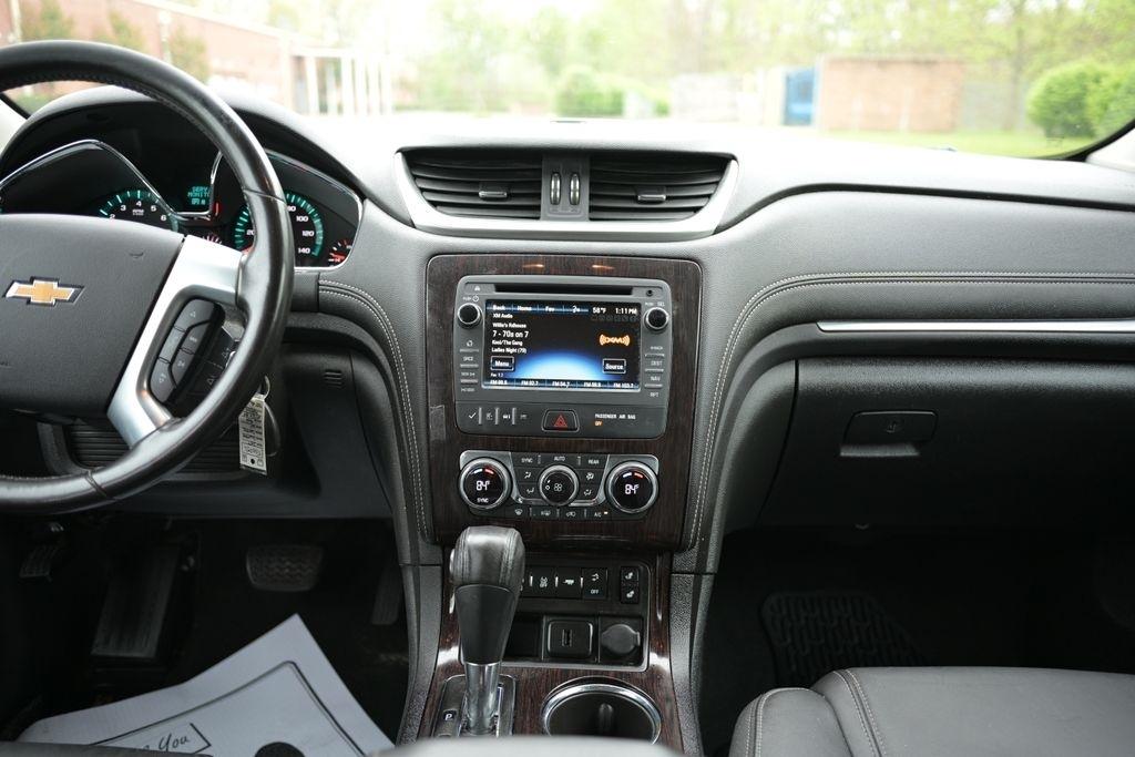Chevrolet Traverse AWD 4dr LT w/2LT 2017