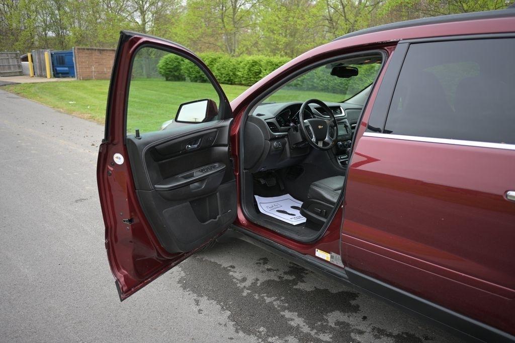 Chevrolet Traverse AWD 4dr LT w/2LT 2017